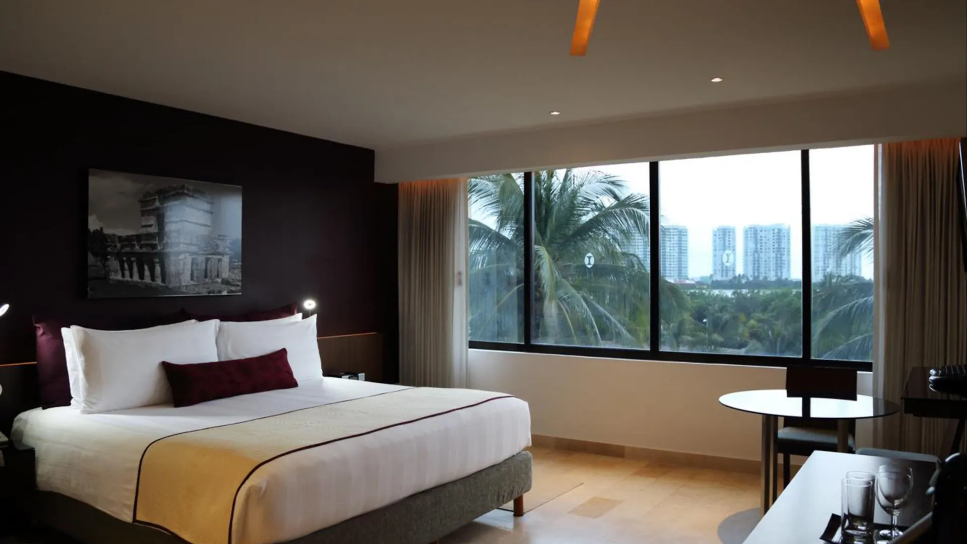 Presidente Intercontinental Cancun Resort