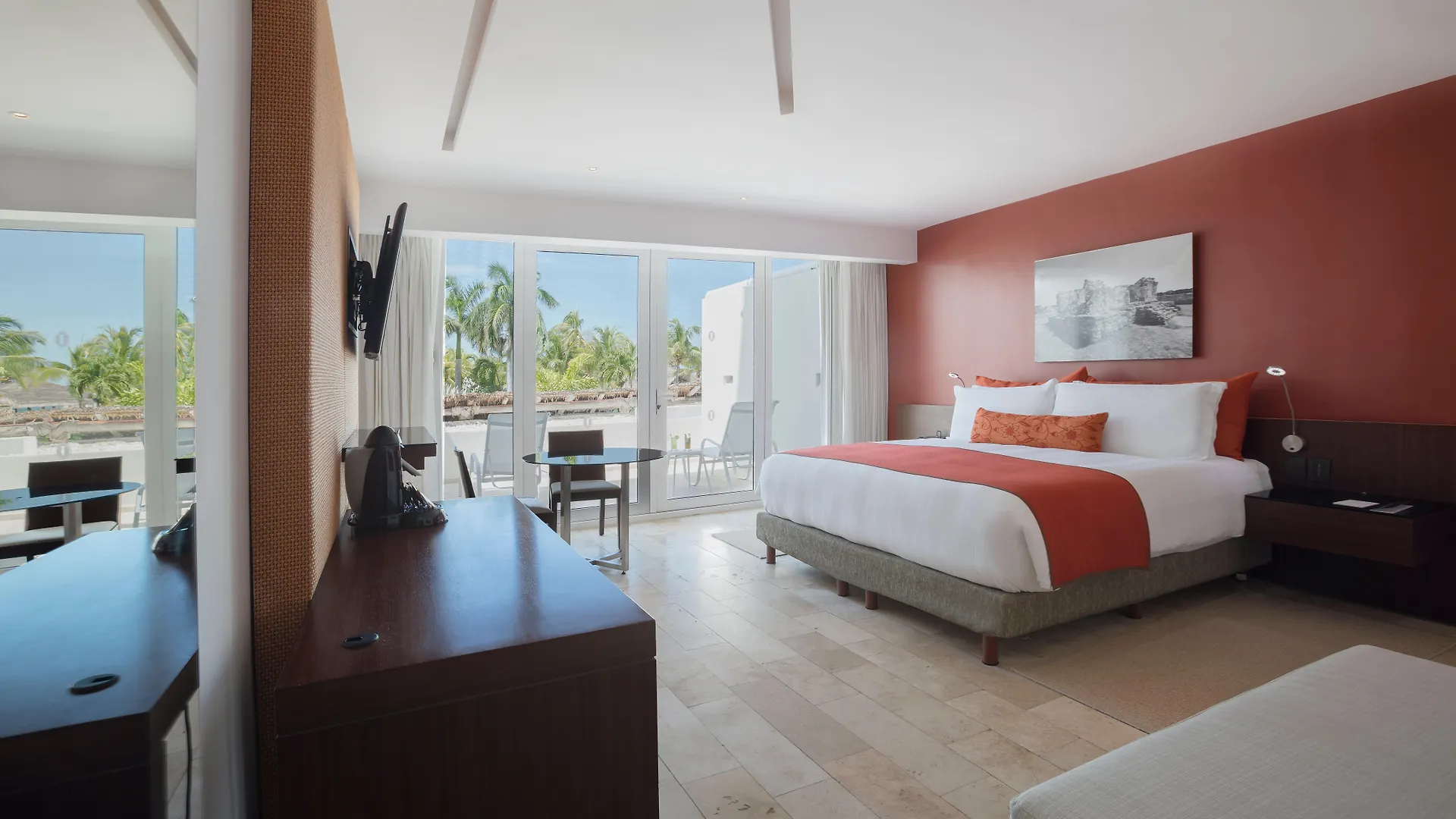 Presidente Intercontinental Cancun Resort
