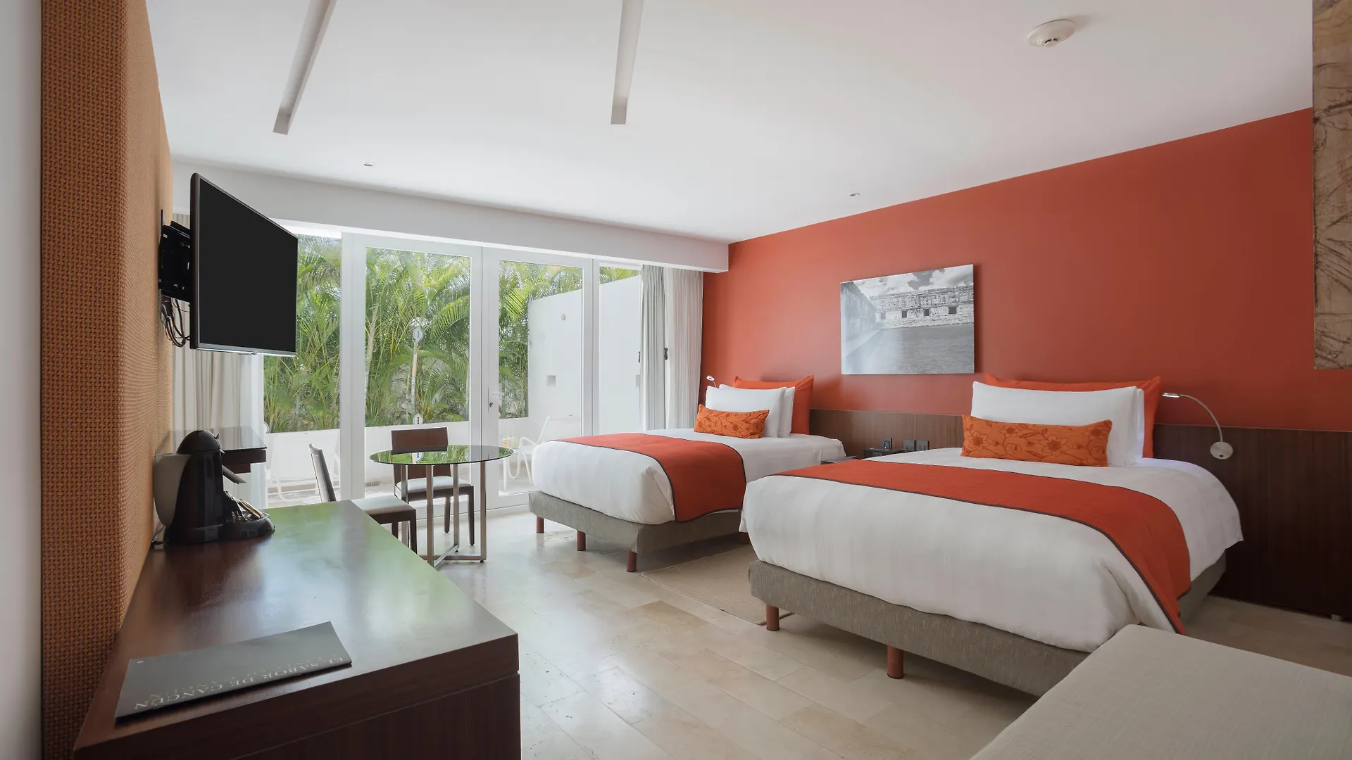 Presidente Intercontinental Cancun Resort